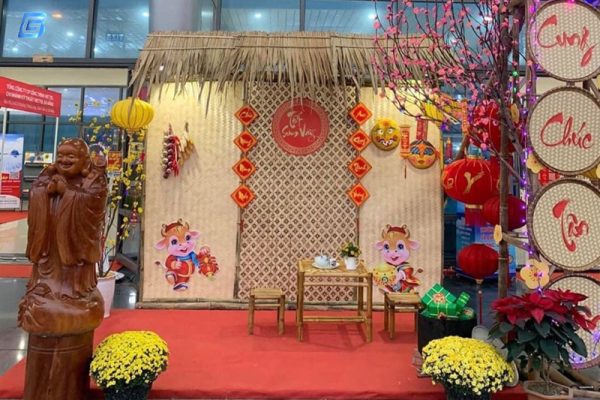 Các mẹo trang trí gian hàng tết trở nên ấn tượng