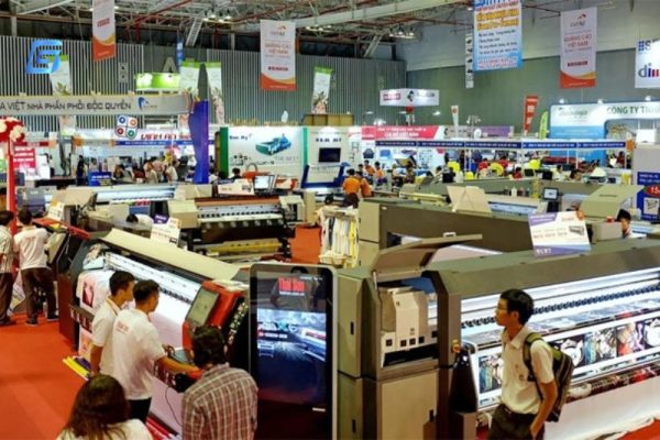 Cập nhật xu hướng và công nghệ mới